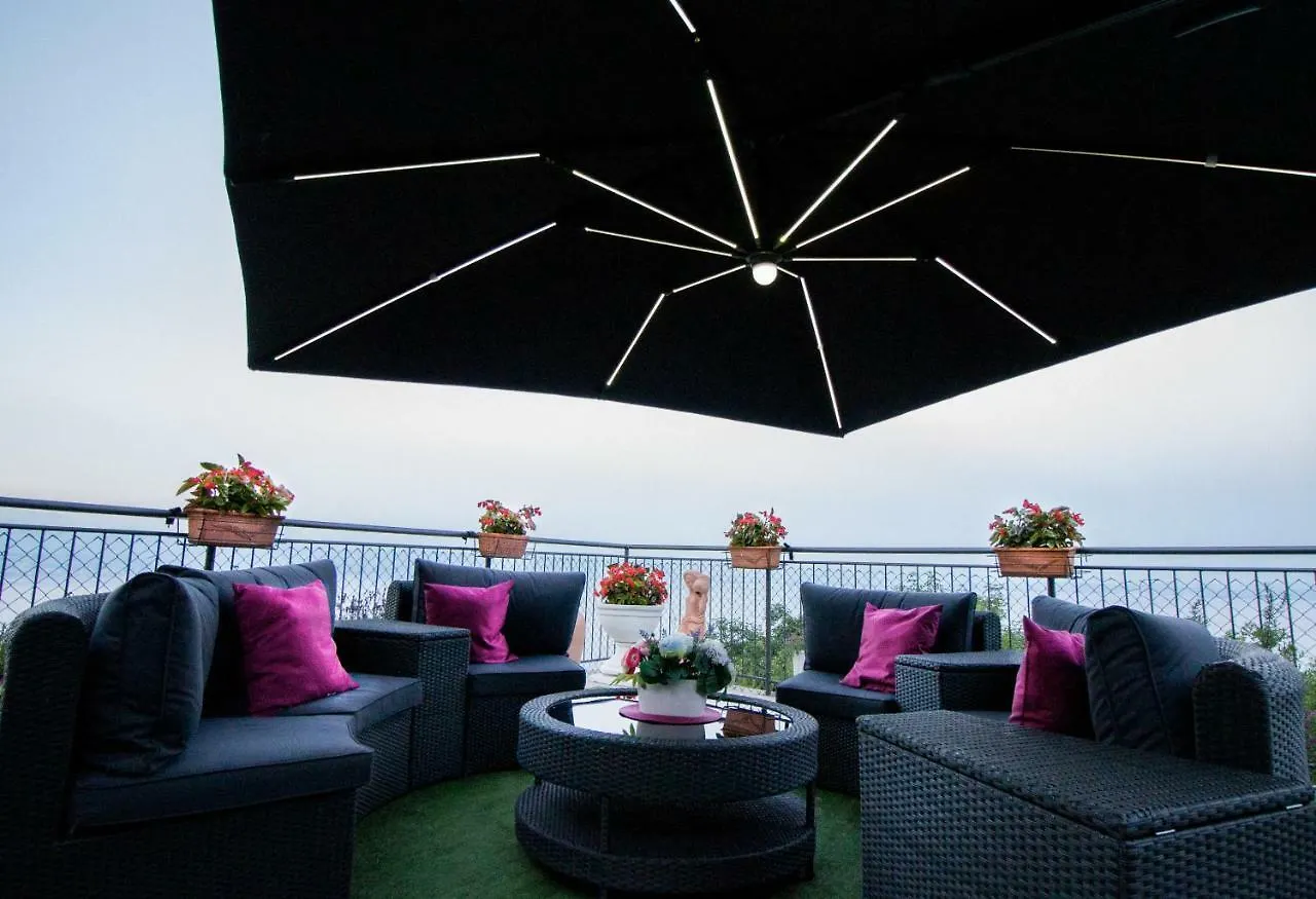 Apartment Apartman Nicole Moscenicka Draga